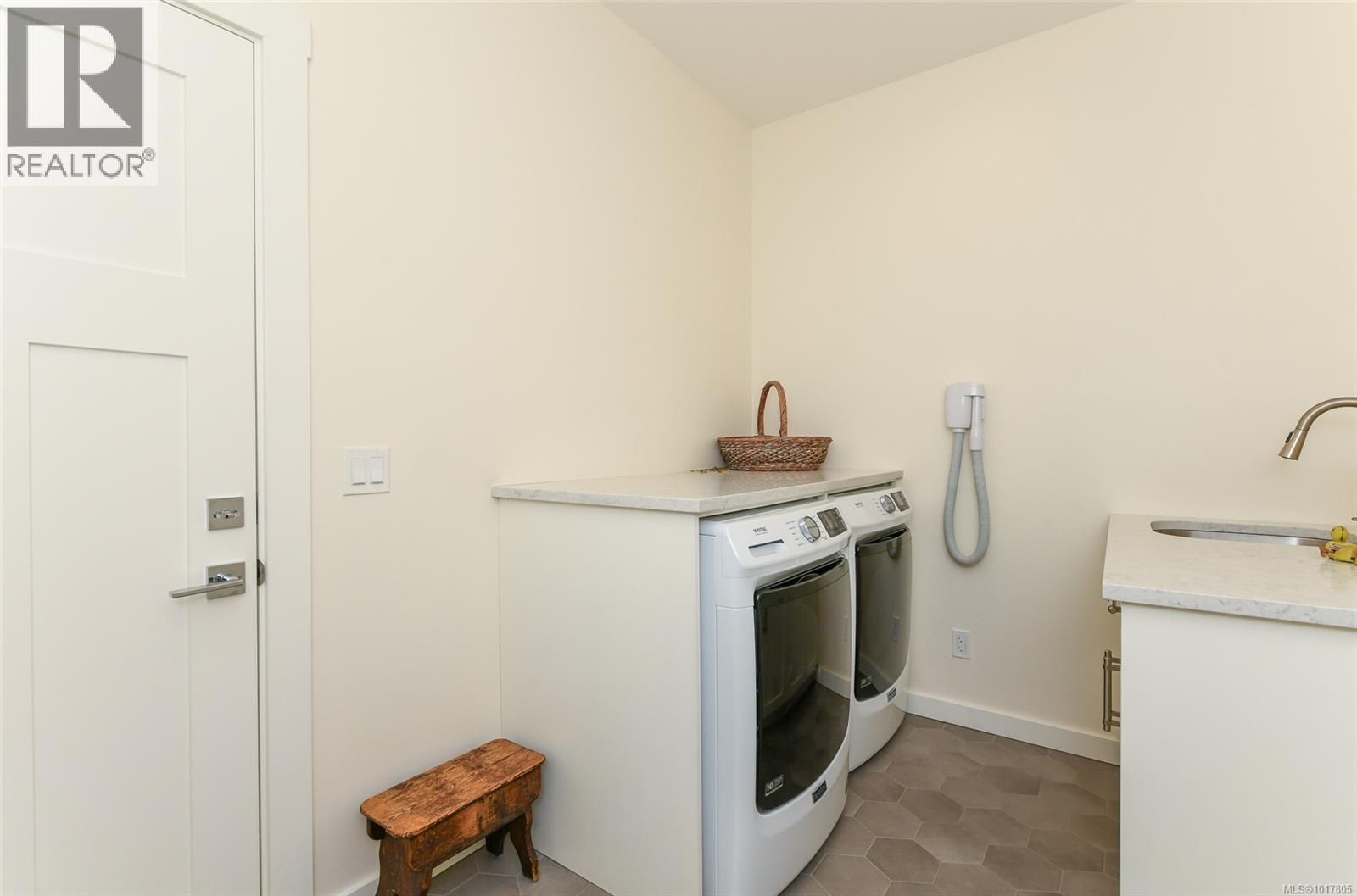 3409 Marygrove Dr, Courtenay, British Columbia  V9N 0E7 - Photo 29 - 1017805