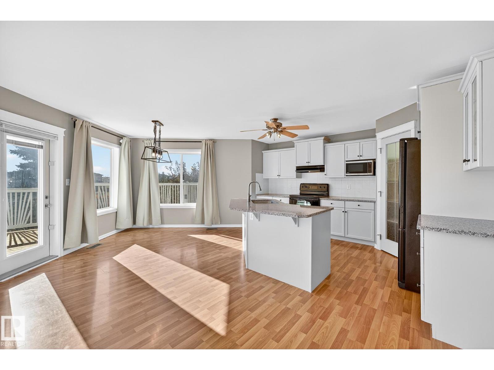 3327 32 Av Nw, Edmonton, Alberta  T6T 1X7 - Photo 12 - E4462616