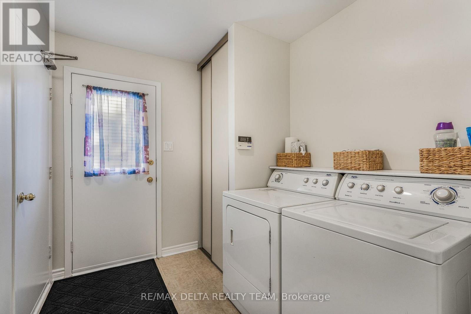 1657 Bottriell Way, Ottawa, Ontario  K4A 1W1 - Photo 17 - X12469569