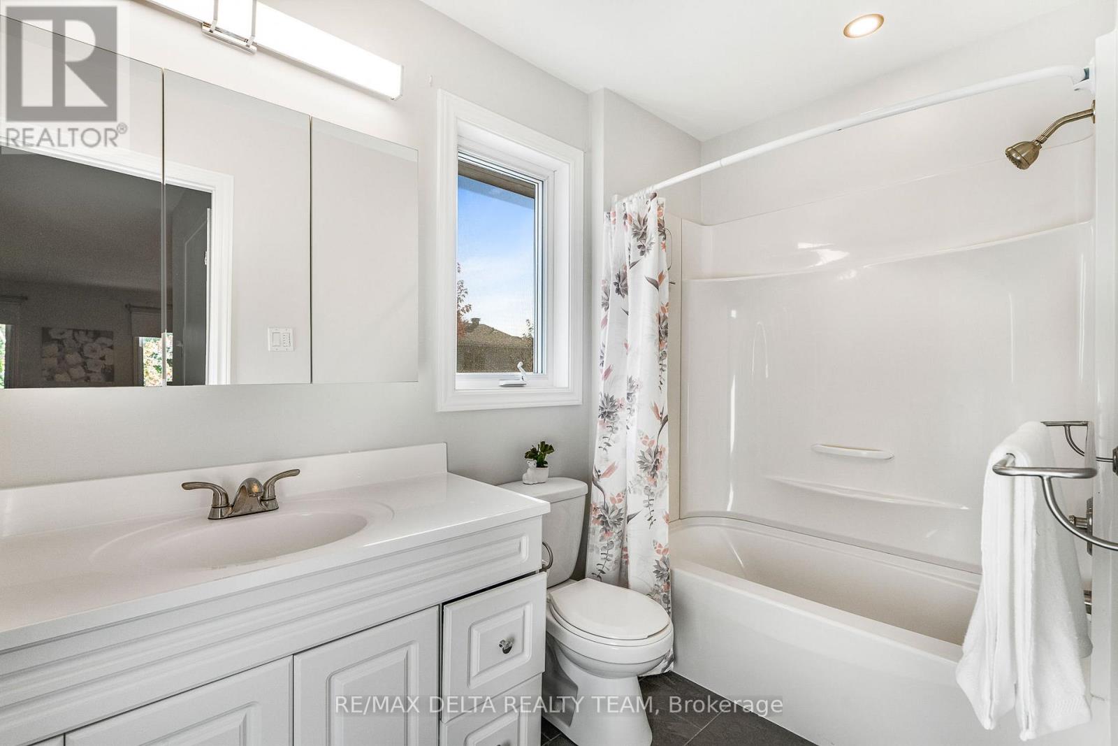 1657 Bottriell Way, Ottawa, Ontario  K4A 1W1 - Photo 20 - X12469569