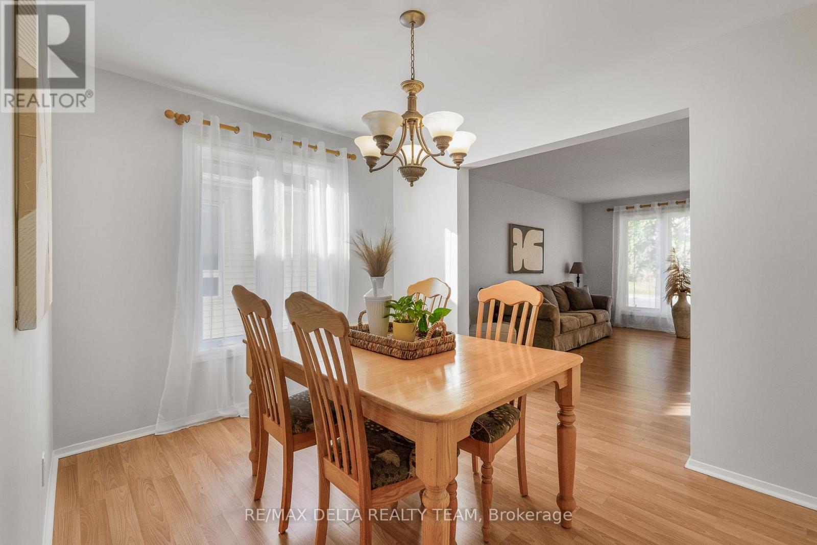 1657 Bottriell Way, Ottawa, Ontario  K4A 1W1 - Photo 6 - X12469569