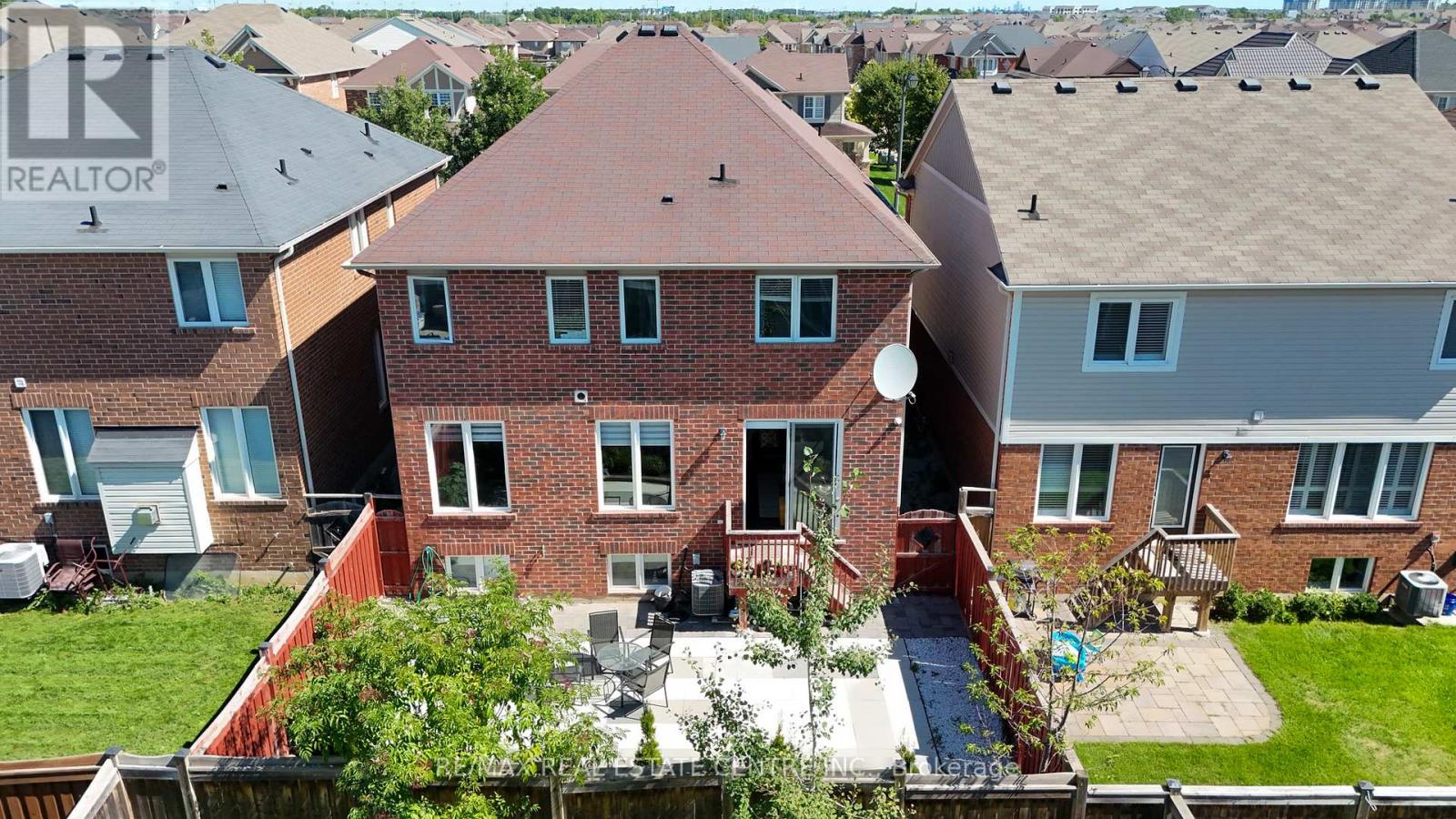 940 Dice ( Upper Level ) Way, Milton, Ontario  L9T 8C9 - Photo 7 - W12469527