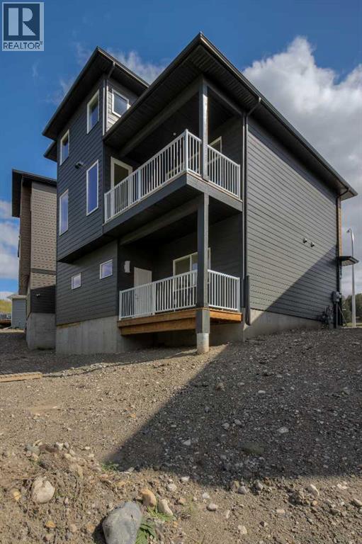 8602 25 Avenue, Coleman, Alberta  T0K 0M0 - Photo 3 - A2264753