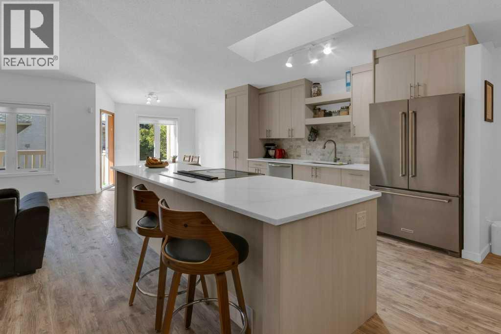 119 Edgepark Villas Nw, Calgary, Alberta  T3A 3S2 - Photo 3 - A2253548