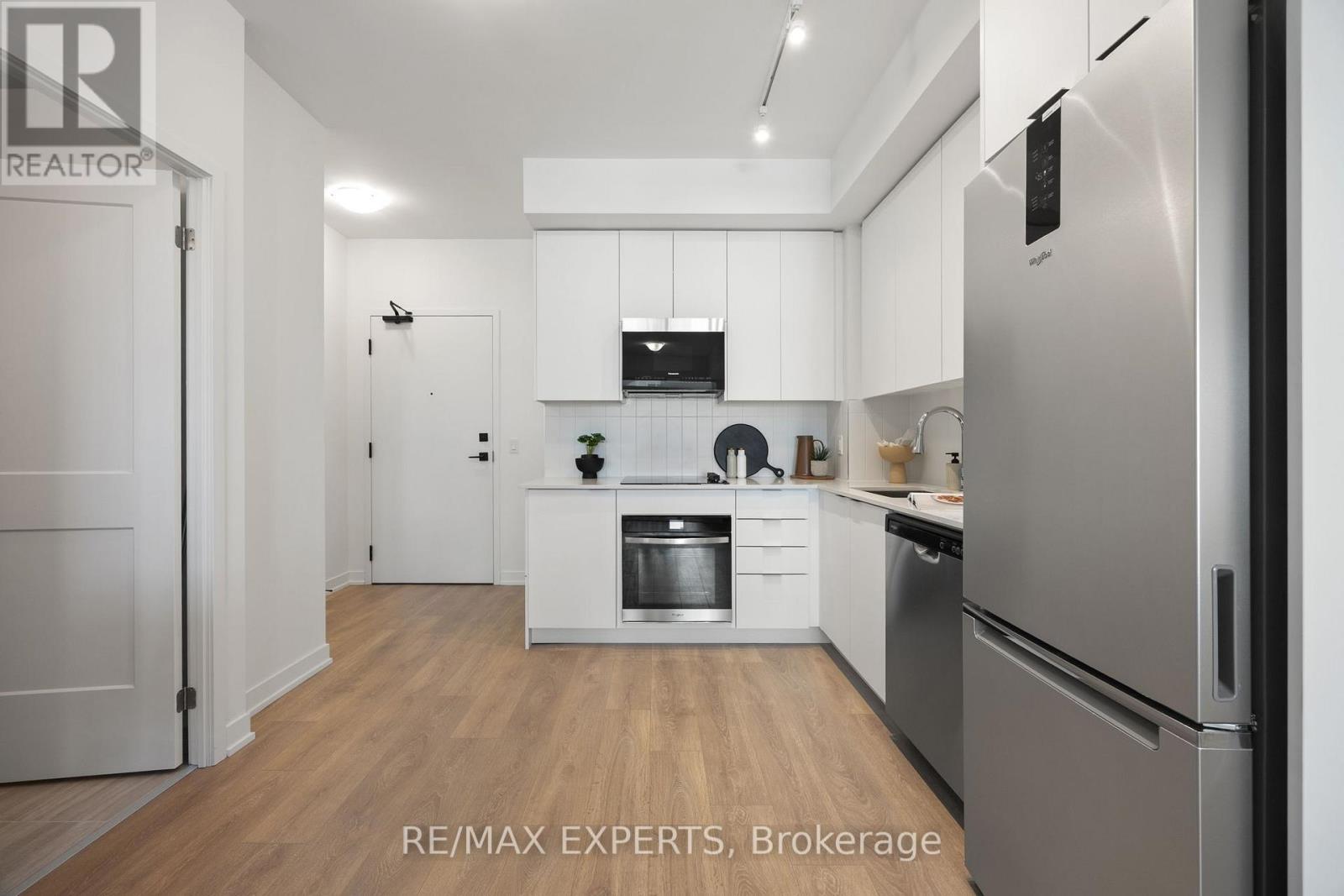 1414 - 10 Abeja Street, Vaughan, Ontario  L4K 0R4 - Photo 4 - N12467678
