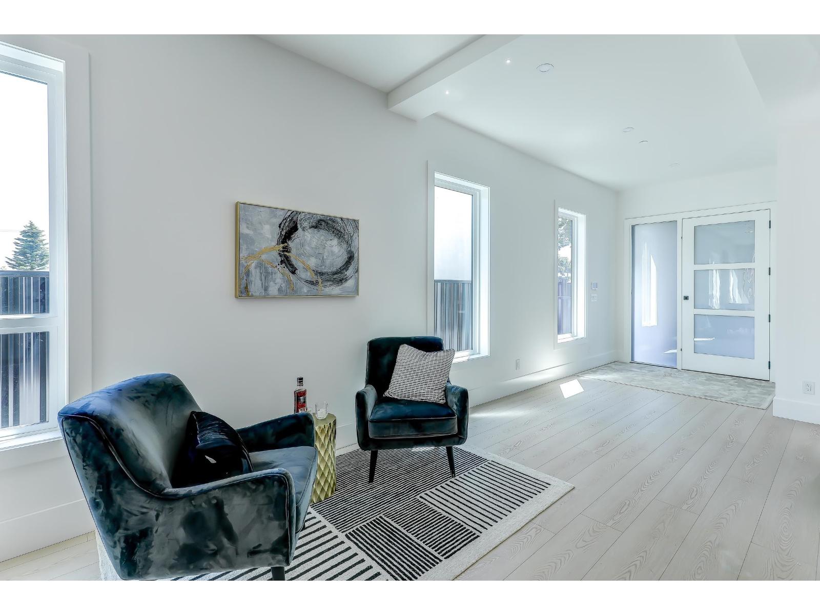 15569 Oxenham Avenue, White Rock, British Columbia  V4B 2J2 - Photo 13 - R3051805