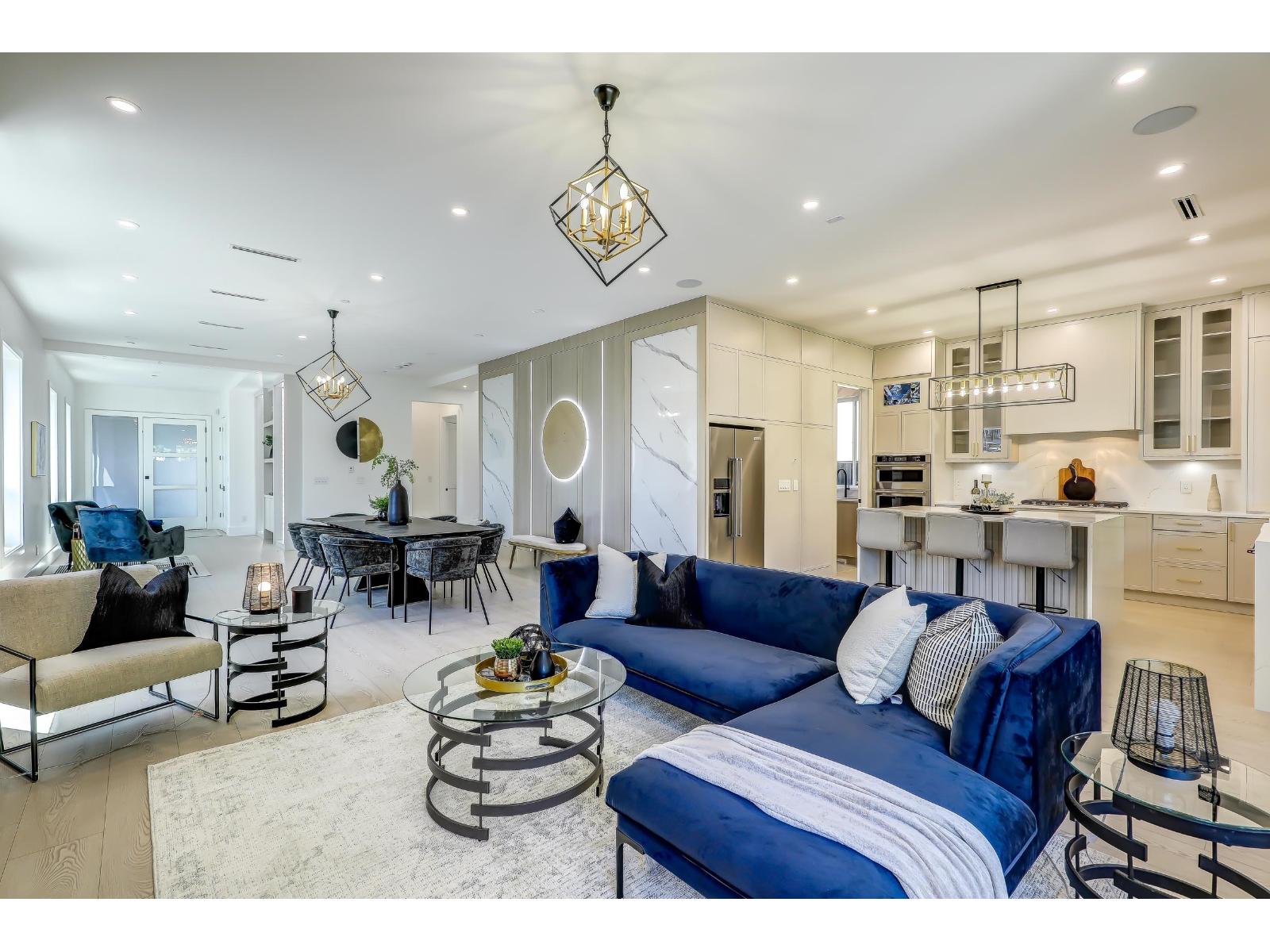 15569 Oxenham Avenue, White Rock, British Columbia  V4B 2J2 - Photo 6 - R3051805