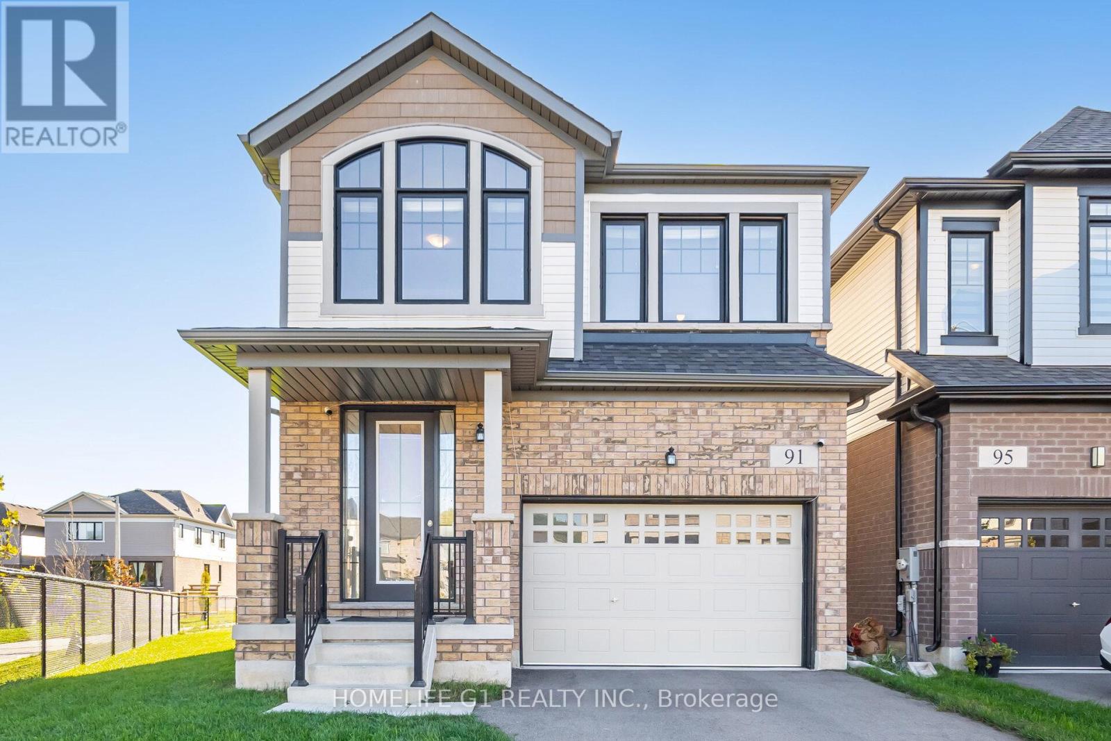 91 FAIREY CRESCENT, Hamilton, Ontario