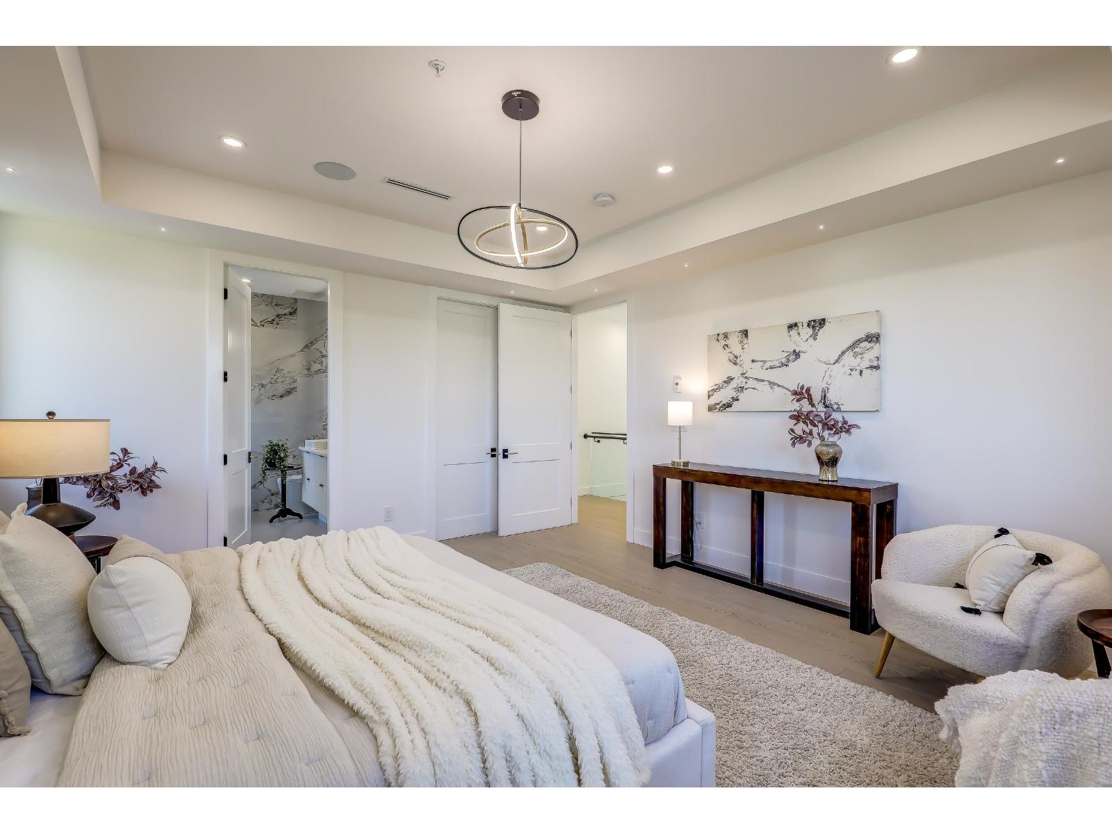 15569 Oxenham Avenue, White Rock, British Columbia  V4B 2J2 - Photo 21 - R3051805