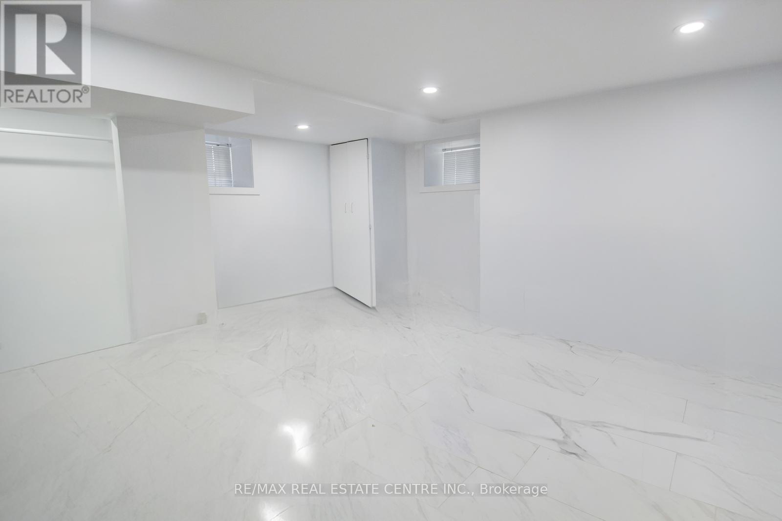 49 Wentworth #main Street, Hamilton, Ontario  L8L 5V3 - Photo 25 - X12459409