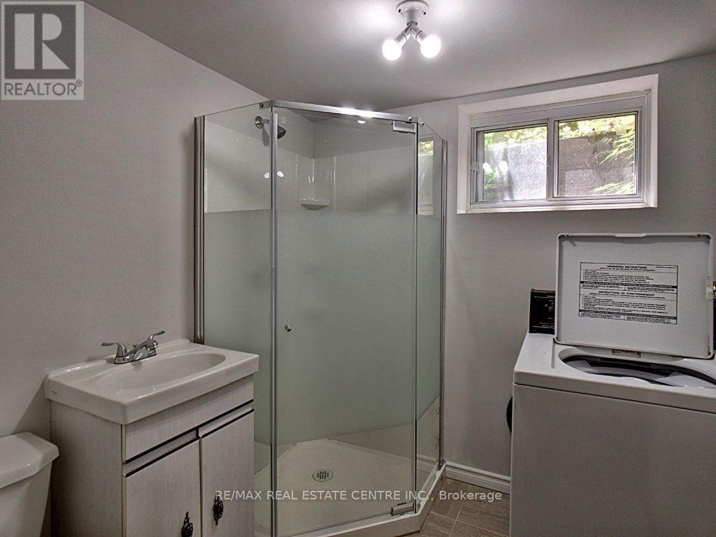 196 Rifle Range Road, Hamilton, Ontario  L8S 3B9 - Photo 4 - X12469169