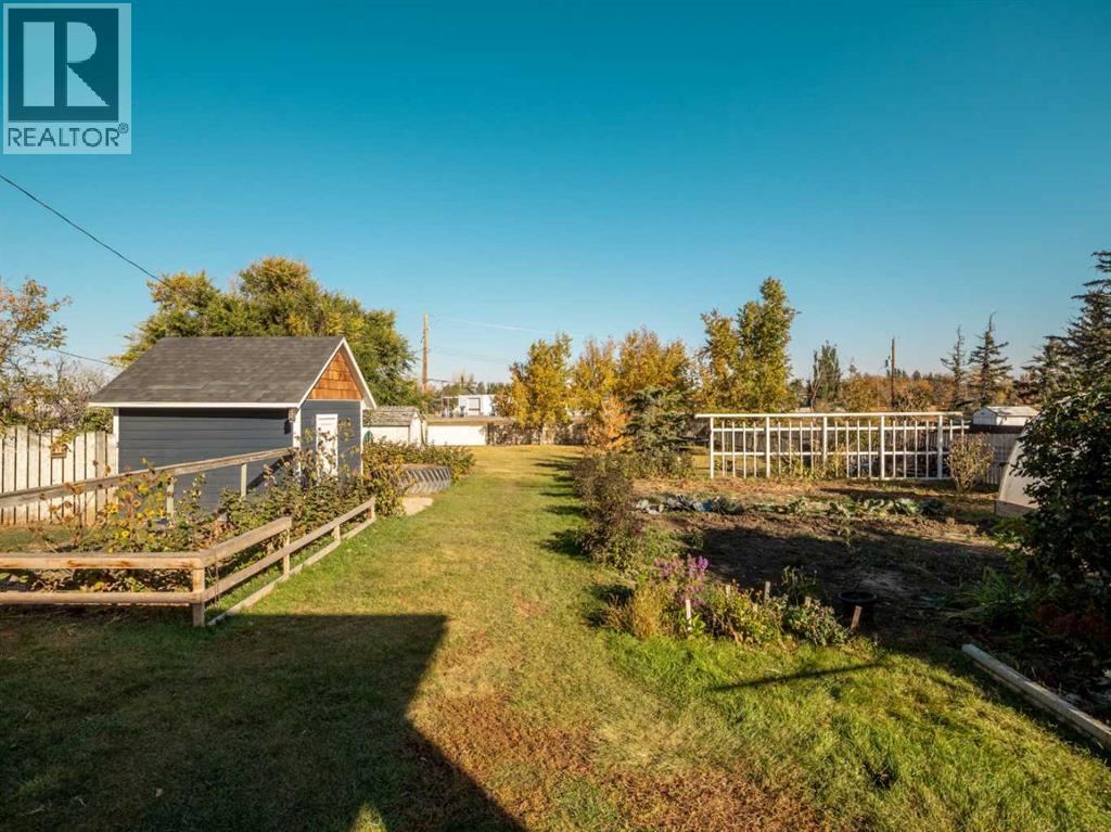 608 Rogers Avenue, Picture Butte, Alberta  T0K 1V0 - Photo 36 - A2264286