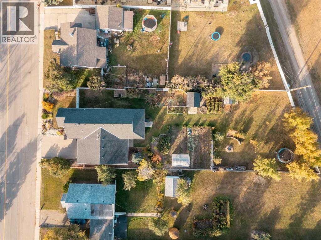 608 Rogers Avenue, Picture Butte, Alberta  T0K 1V0 - Photo 46 - A2264286