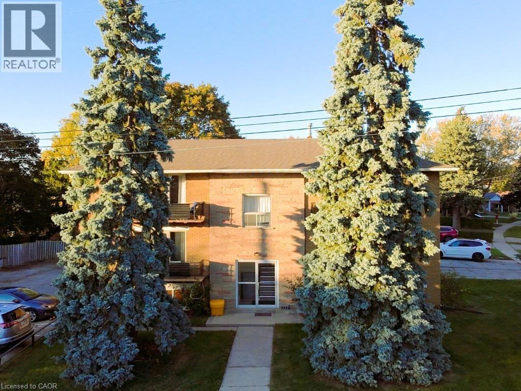 164 Donald Street, Kitchener, Ontario  N2B 3G8 - Photo 1 - 40779133