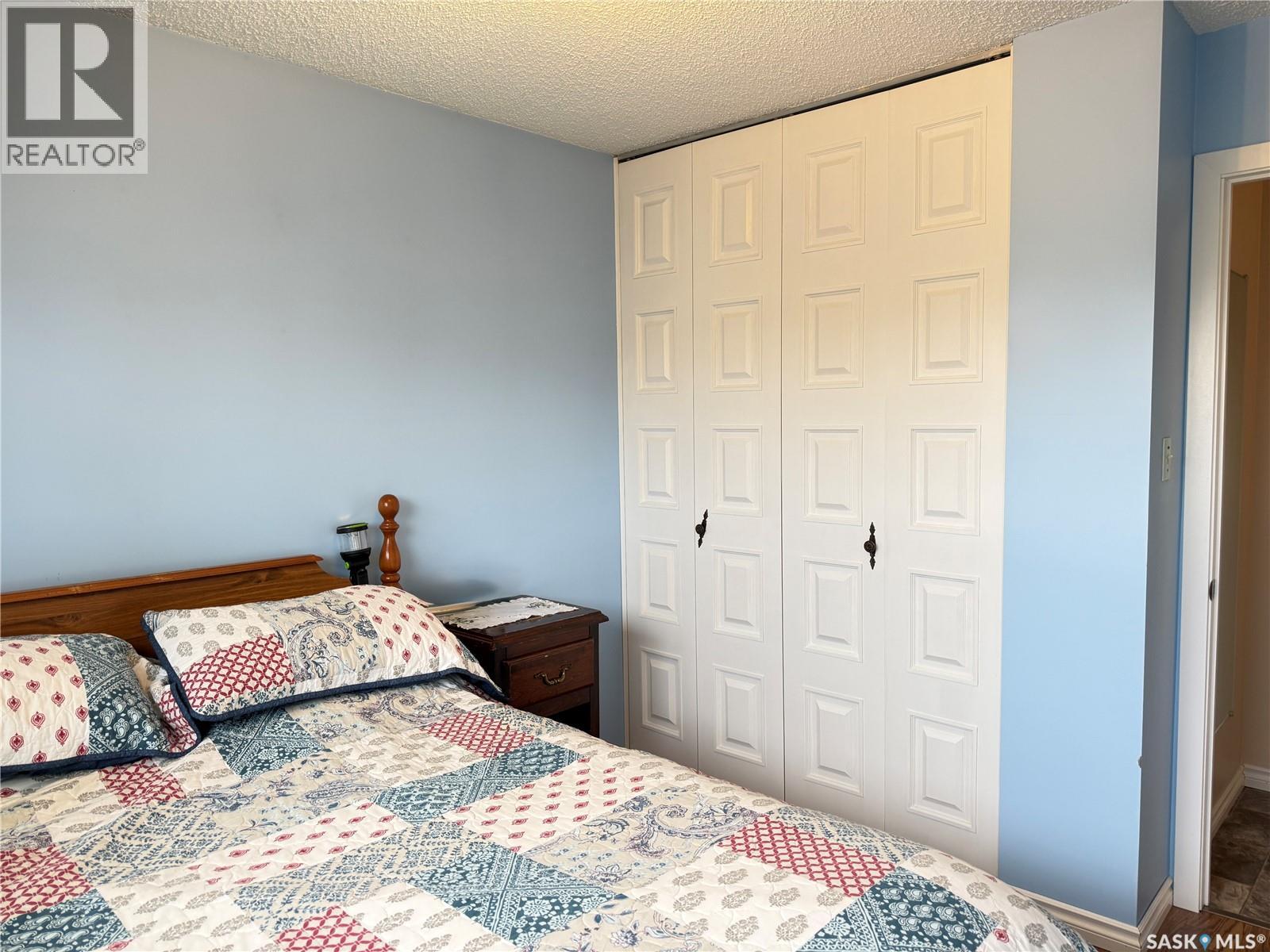 18 Tufts Crescent, Outlook, Saskatchewan  S0L 2N0 - Photo 11 - SK021036