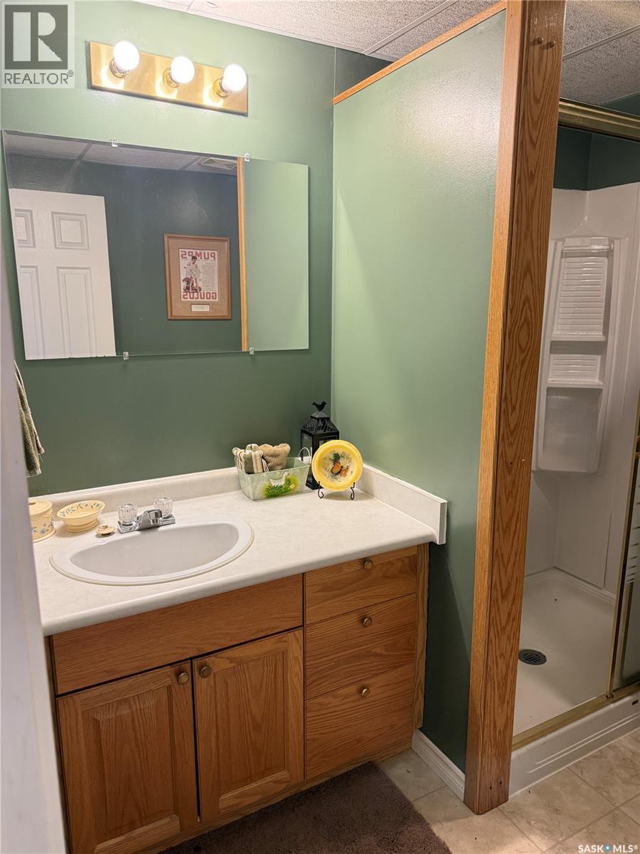 18 Tufts Crescent, Outlook, Saskatchewan  S0L 2N0 - Photo 16 - SK021036