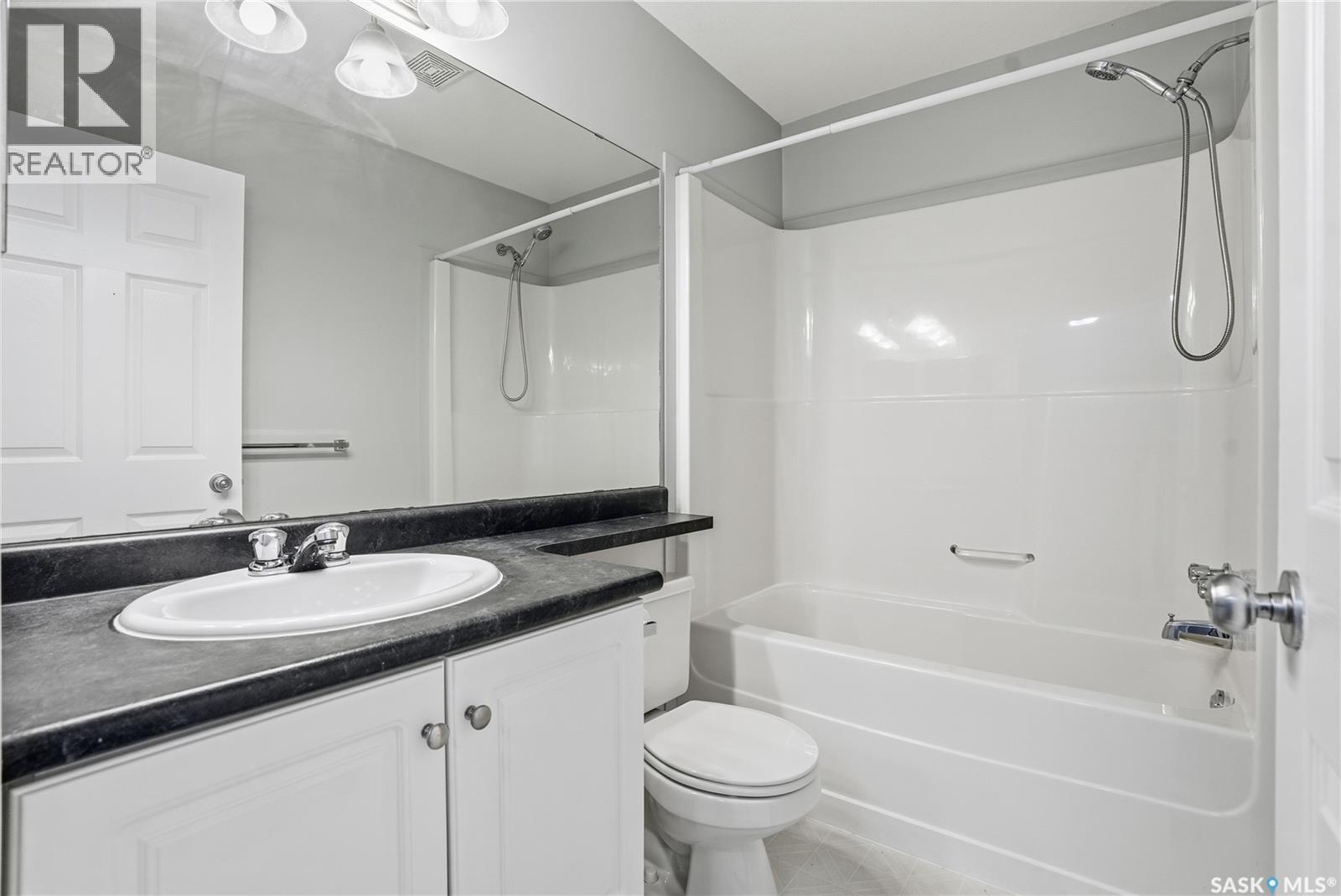 35 118 Pawlychenko Lane, Saskatoon, Saskatchewan  S7V 1J9 - Photo 22 - SK020814