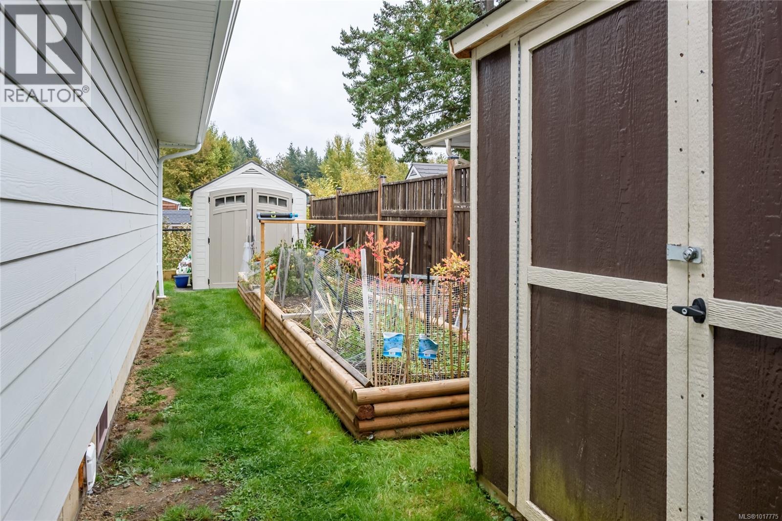2074 Lambert Dr, Courtenay, British Columbia  V9N 9C9 - Photo 34 - 1017775