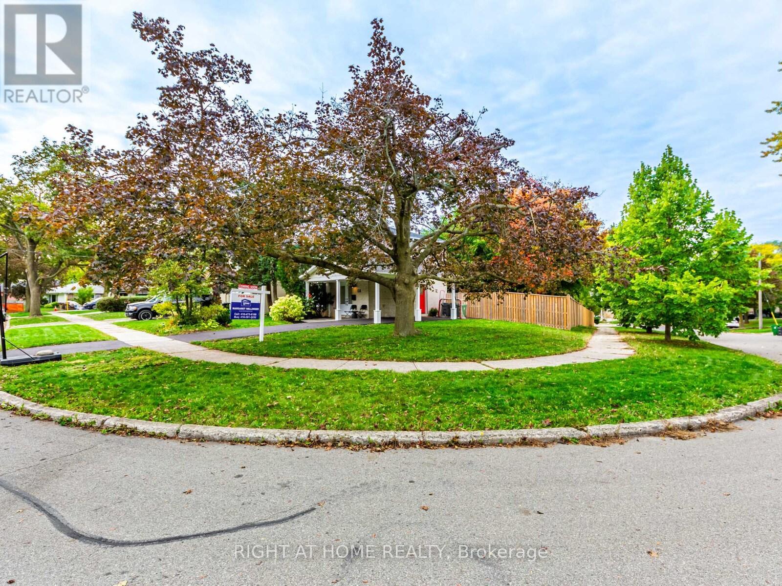 43 Kingland Crescent, Toronto, Ontario  M2J 2B8 - Photo 2 - C12469556