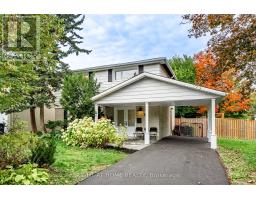 43 KINGLAND CRESCENT, Toronto, Ontario