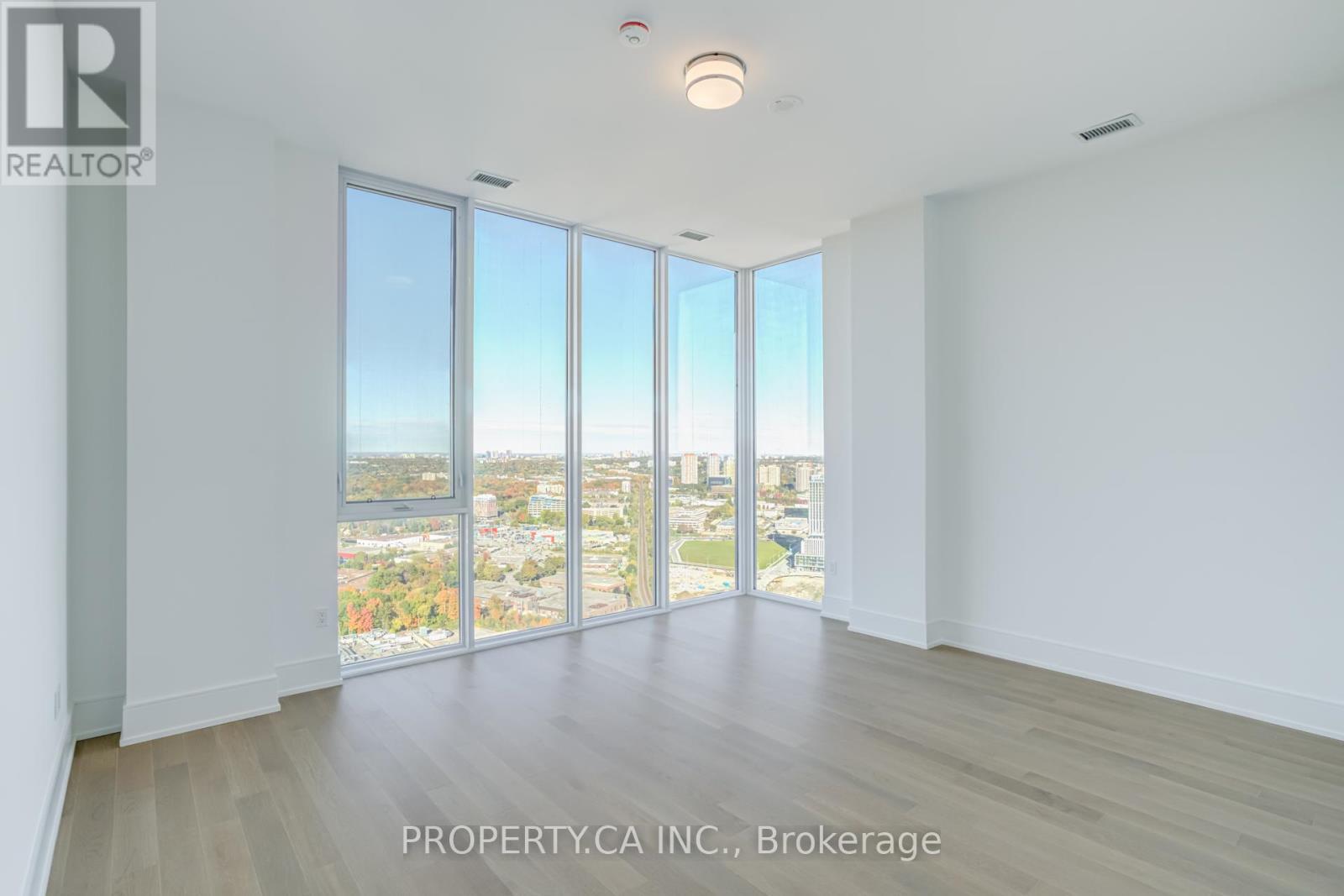 Gph04 - 10 Inn On The Park Drive, Toronto, Ontario  M3C 0P9 - Photo 10 - C12469557