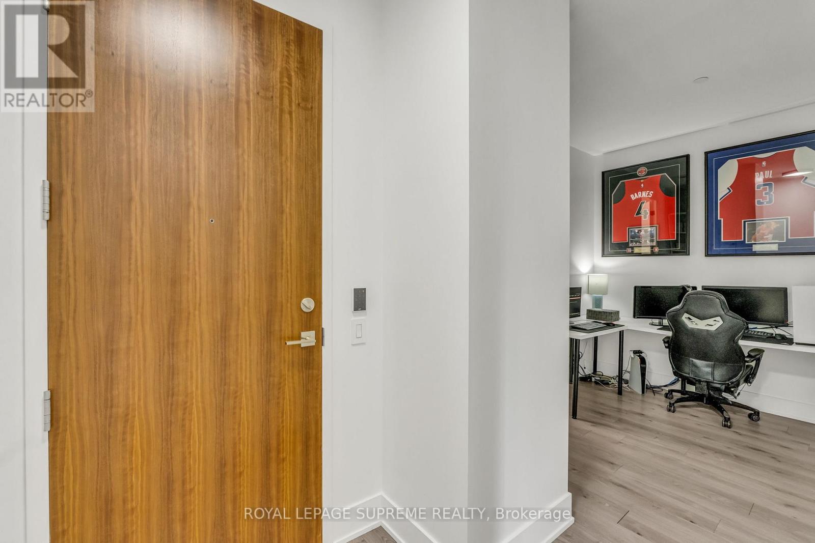 604 - 111 St Clair Avenue W, Toronto, Ontario  M4V 1N5 - Photo 27 - C12469560