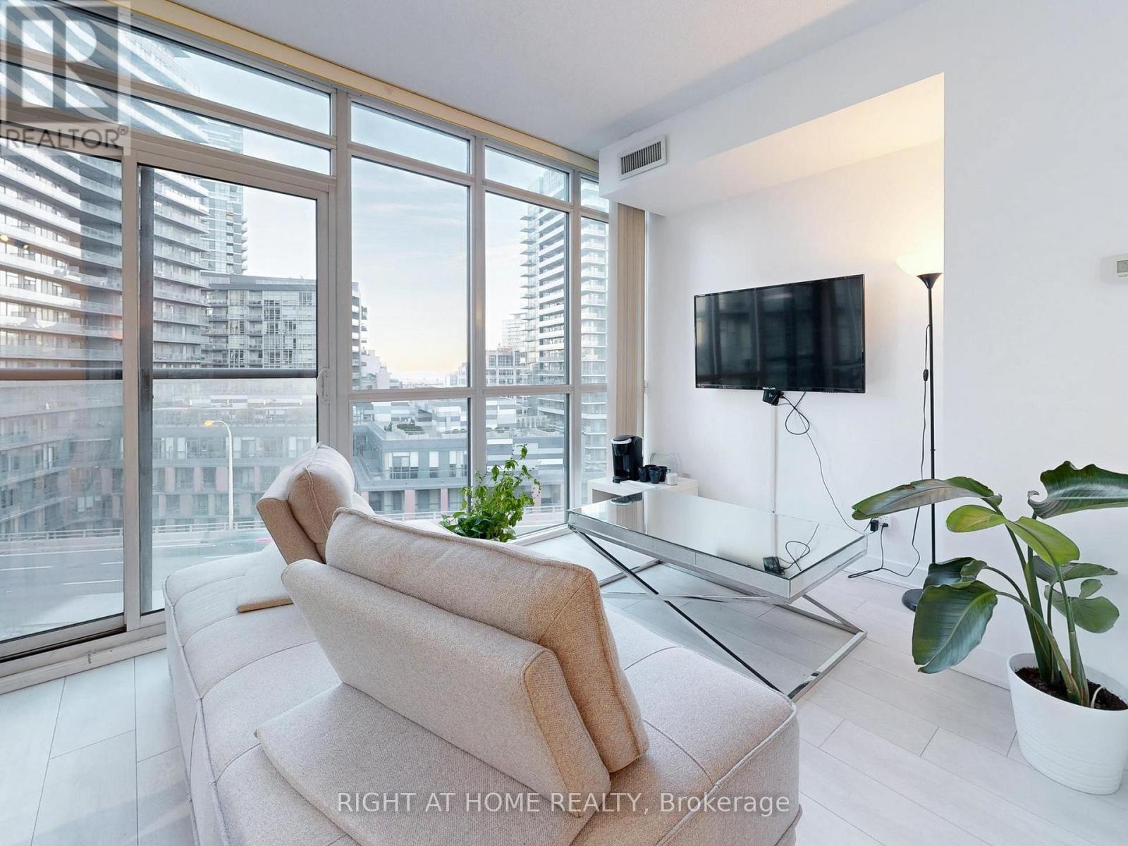 920 - 169 Fort York Boulevard, Toronto, Ontario  M5V 0C8 - Photo 11 - C12469563