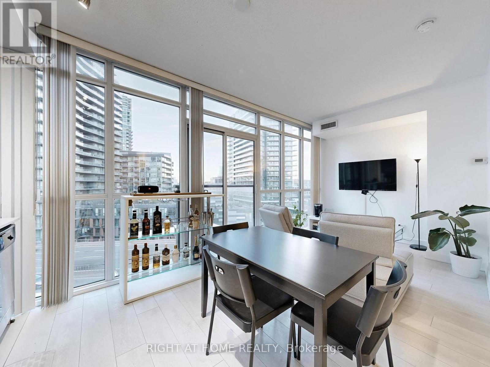 920 - 169 Fort York Boulevard, Toronto, Ontario  M5V 0C8 - Photo 14 - C12469563