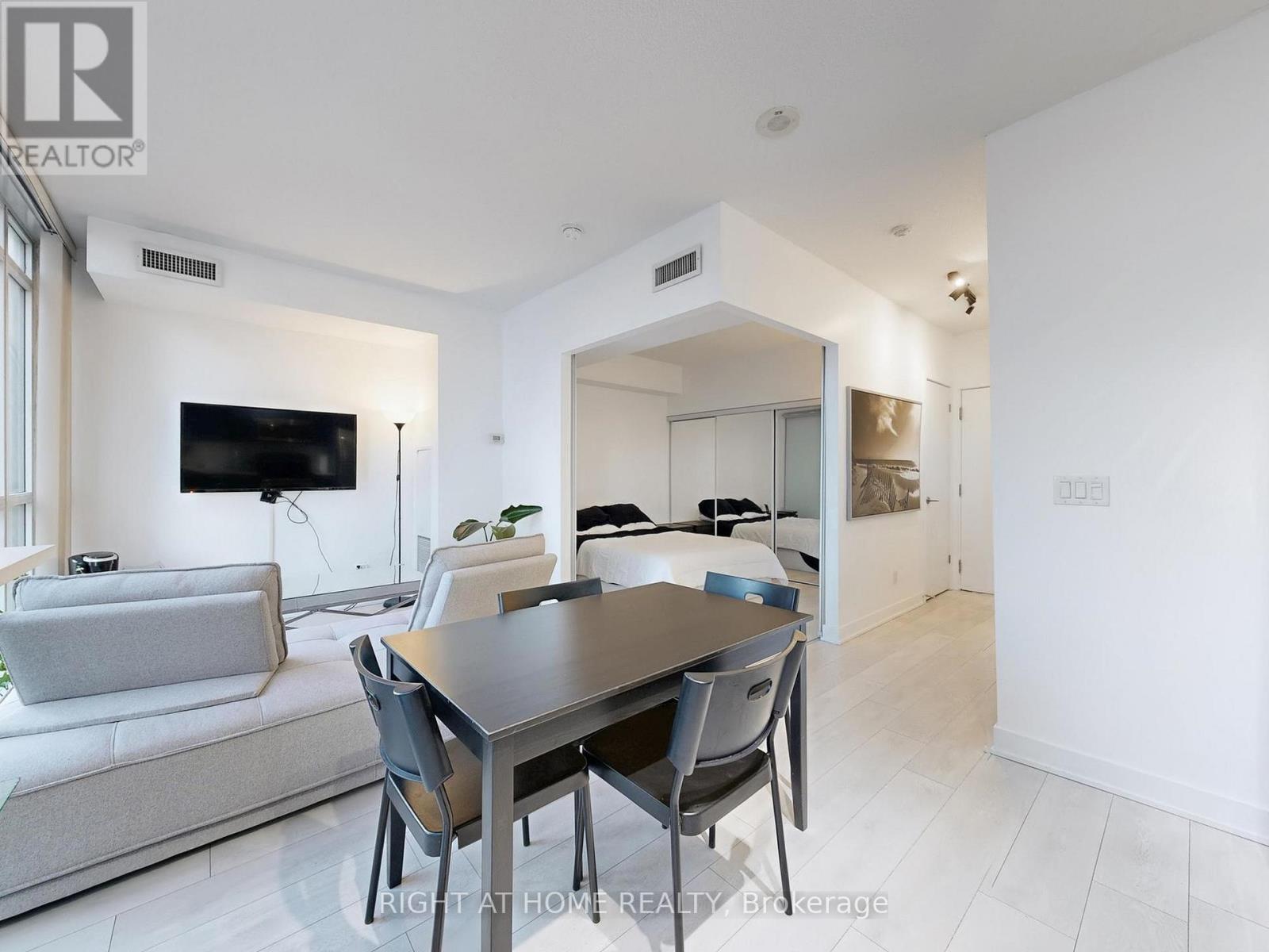 920 - 169 Fort York Boulevard, Toronto, Ontario  M5V 0C8 - Photo 16 - C12469563