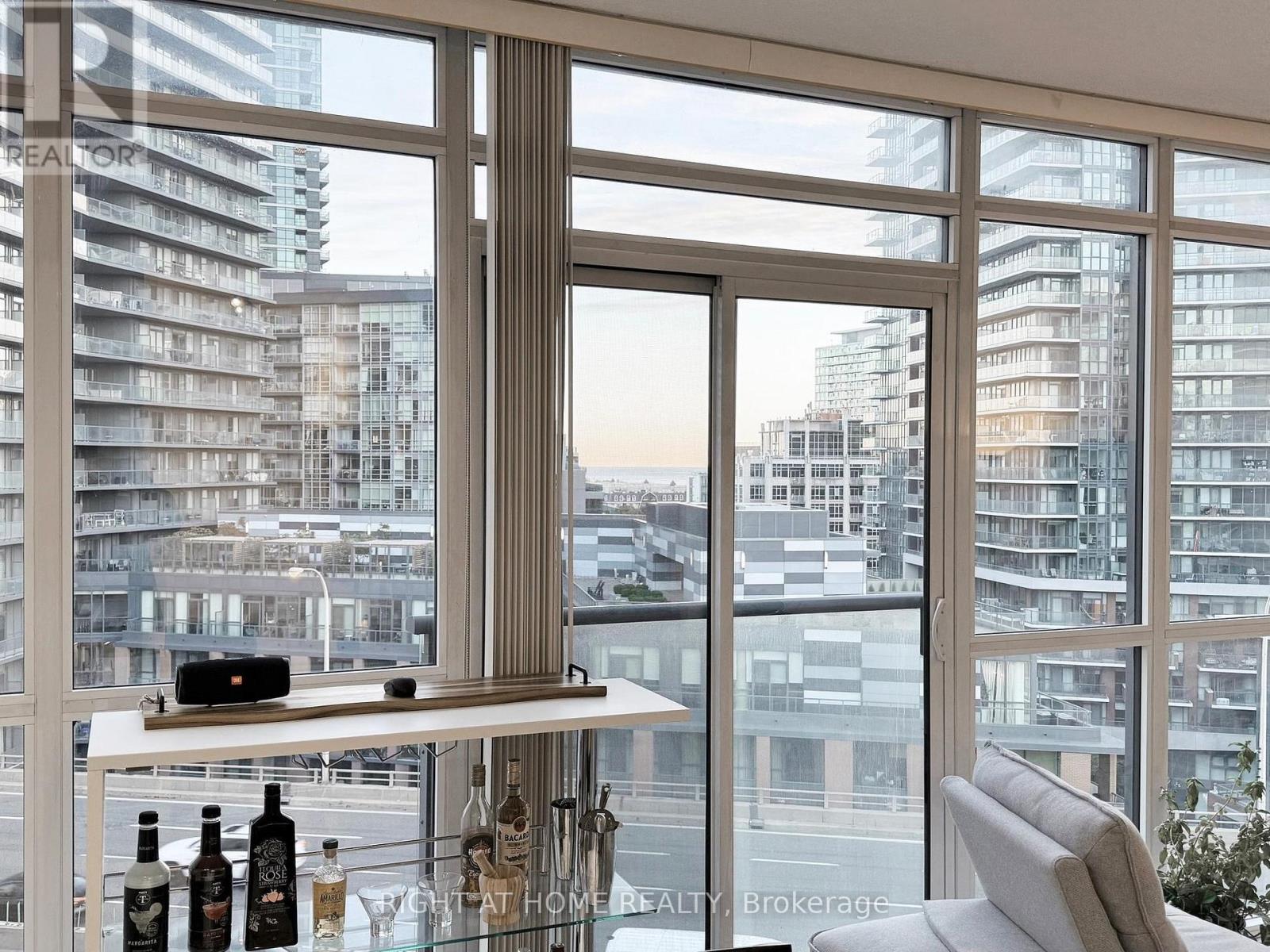 920 - 169 Fort York Boulevard, Toronto, Ontario  M5V 0C8 - Photo 25 - C12469563