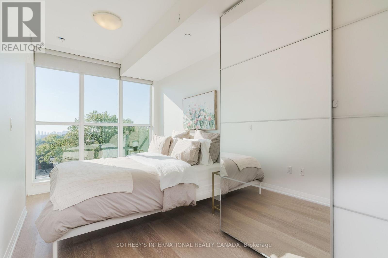 707 - 835 St. Clair Avenue W, Toronto, Ontario  M6C 0A8 - Photo 11 - C12469586
