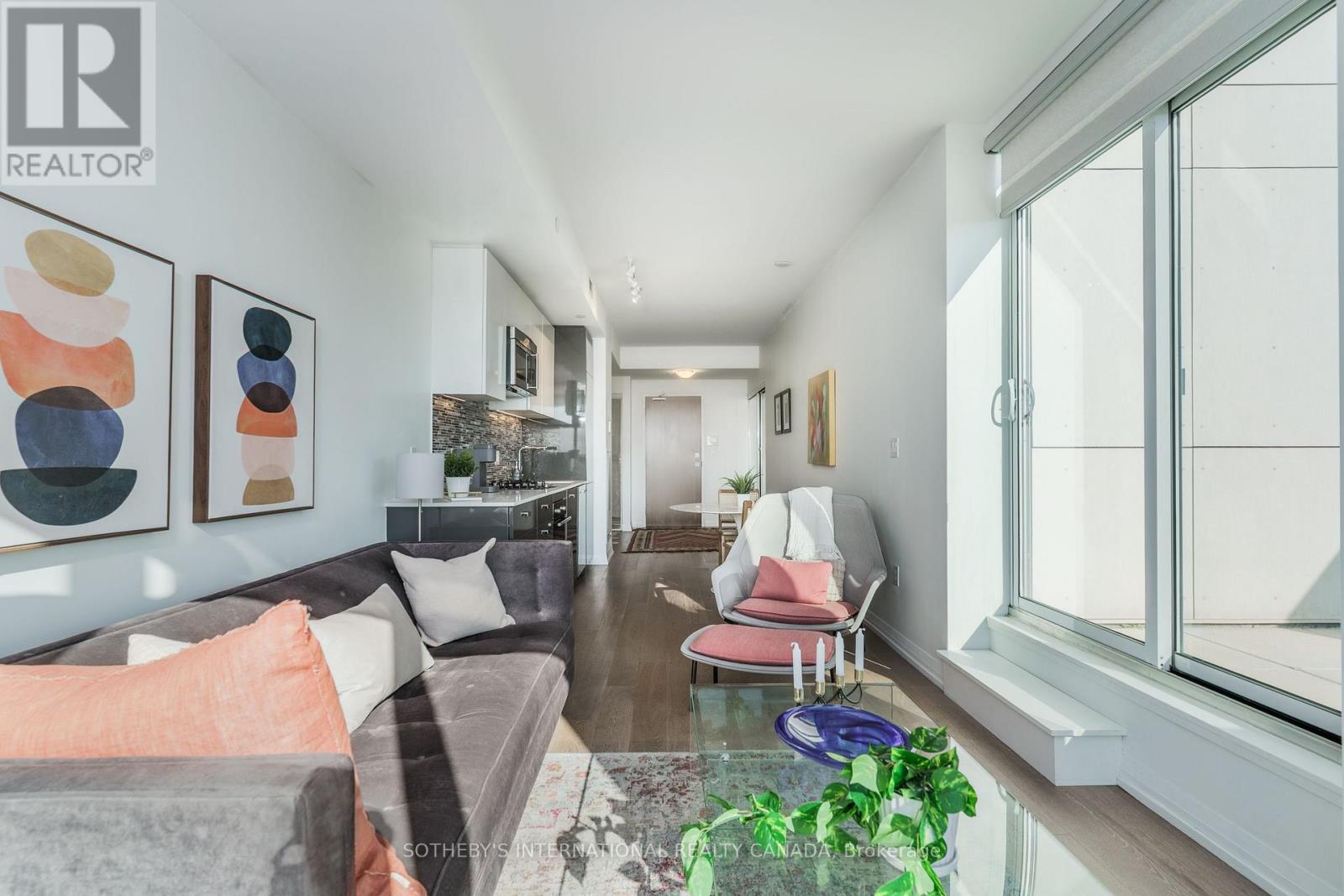 707 - 835 St. Clair Avenue W, Toronto, Ontario  M6C 0A8 - Photo 8 - C12469586