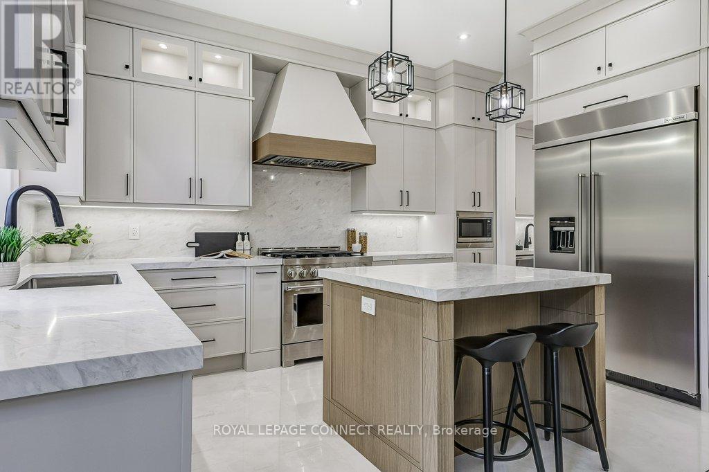 393 Rosebank Road, Pickering, Ontario  L1W 2N3 - Photo 8 - E12469566