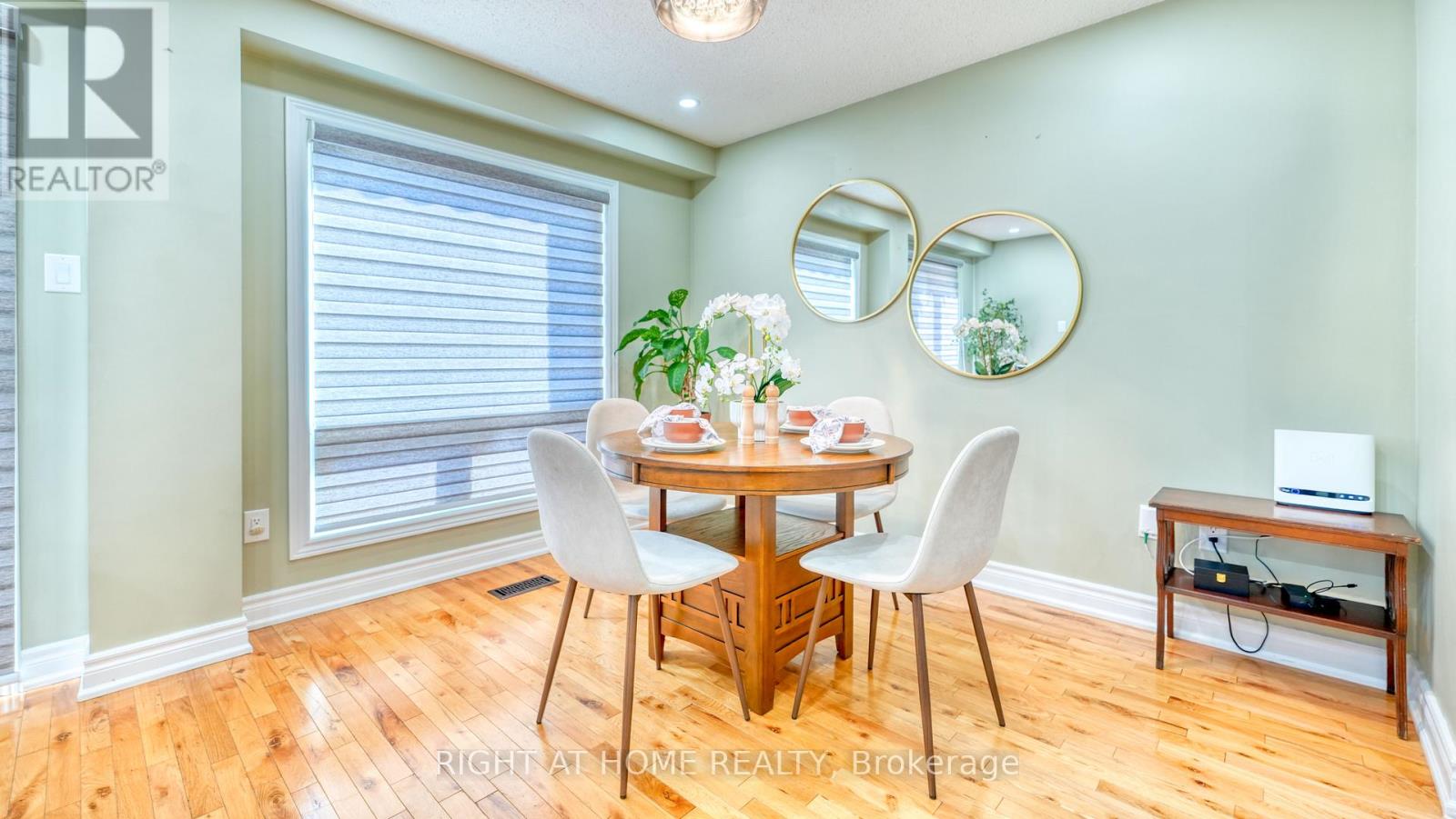 58 Teddington Crescent, Whitby, Ontario  L1R 1S5 - Photo 8 - E12469588