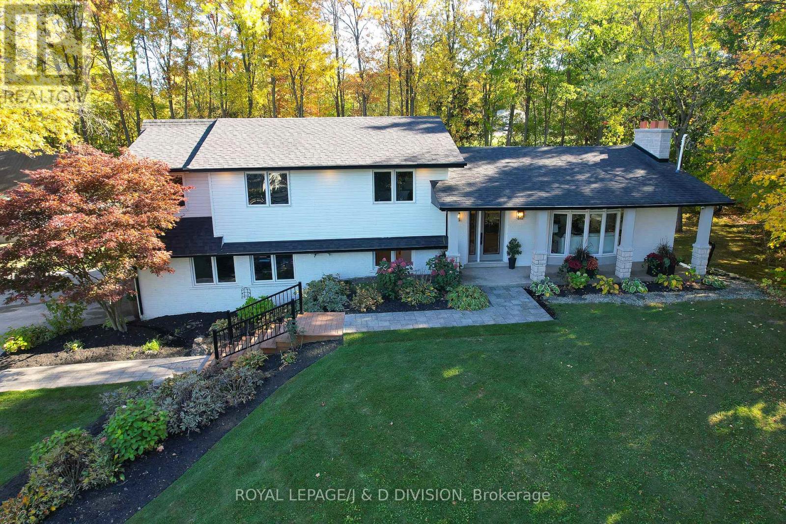 2340 Britannia Road, Burlington, Ontario  L7P 0G2 - Photo 6 - W12468973