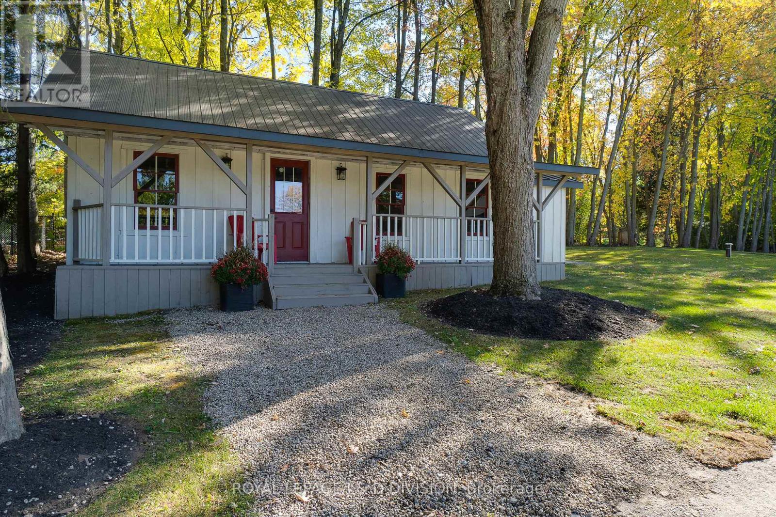 2340 Britannia Road, Burlington, Ontario  L7P 0G2 - Photo 49 - W12468973