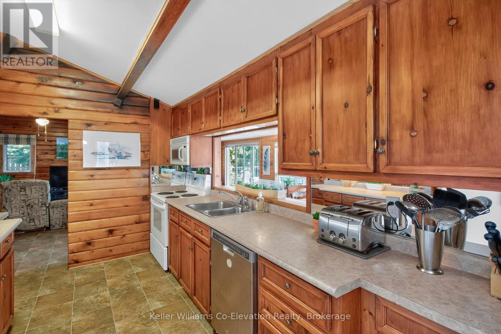 417 Pheasant Lane, Midland, Ontario  L4R 5H3 - Photo 9 - S12469617