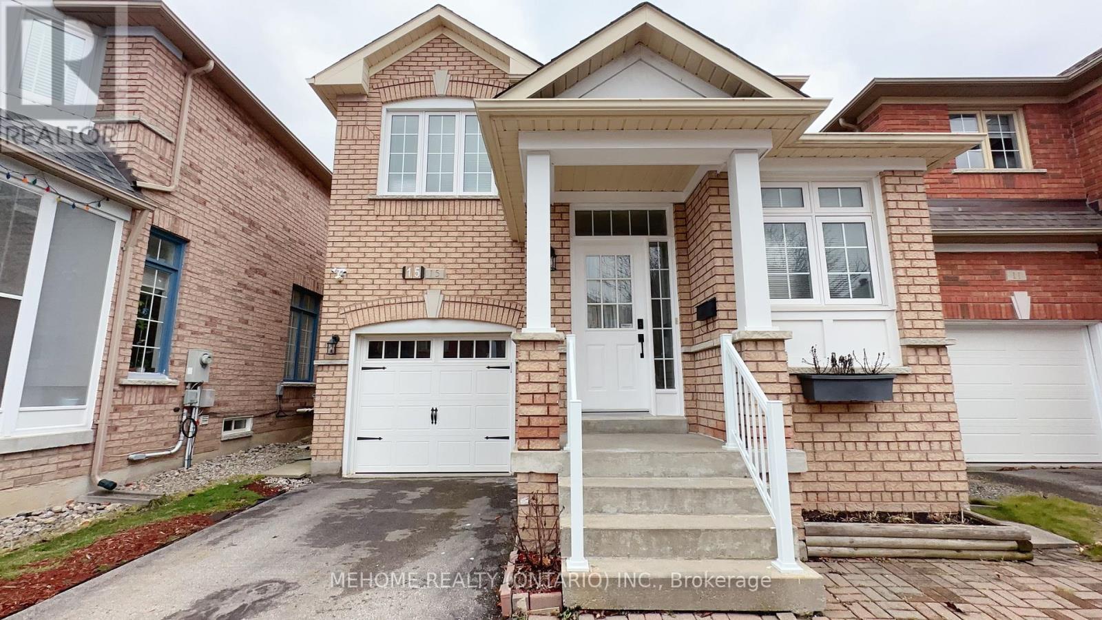 15 CATHERINA STREET, Markham, Ontario