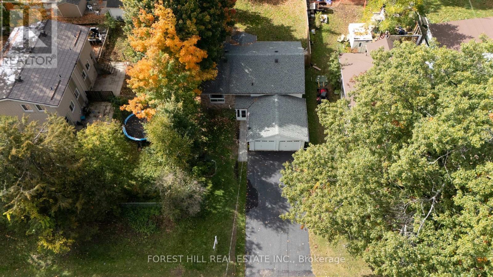 228 Cavana Street, Midland, Ontario  L4R 4C1 - Photo 4 - S12469580