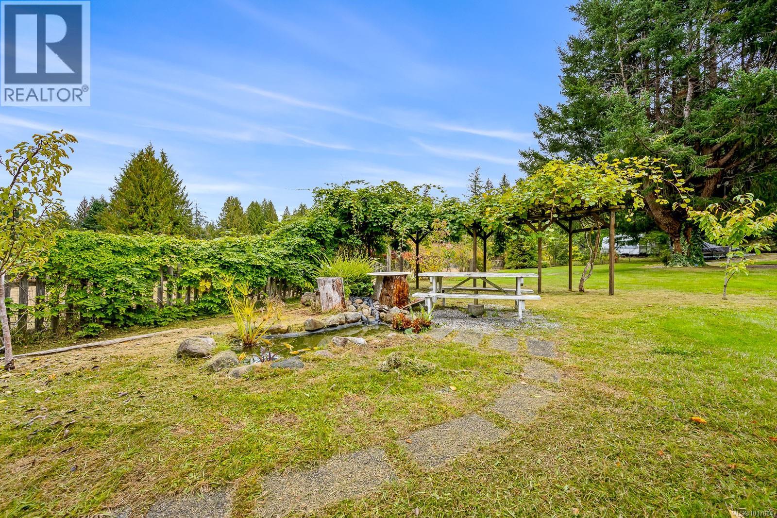 997 Belwood Rd, Cortes Island, British Columbia  V0P 1K0 - Photo 29 - 1017684