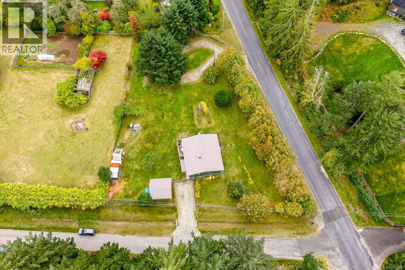 997 Belwood Rd, Cortes Island, British Columbia  V0P 1K0 - Photo 39 - 1017684