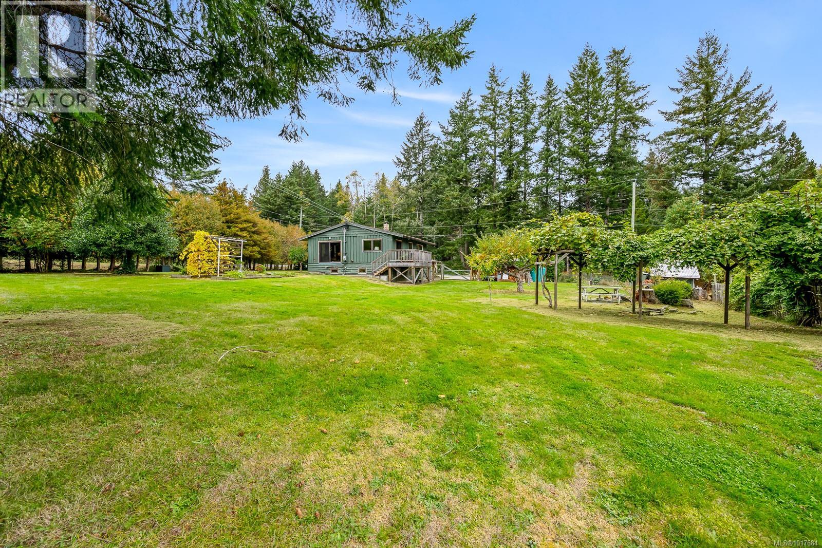 997 Belwood Rd, Cortes Island, British Columbia  V0P 1K0 - Photo 28 - 1017684