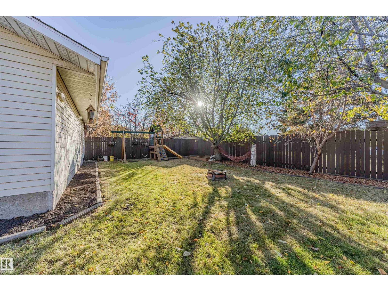 15 William Hustler Cr Nw Nw, Edmonton, Alberta  T5A 4C1 - Photo 41 - E4462625