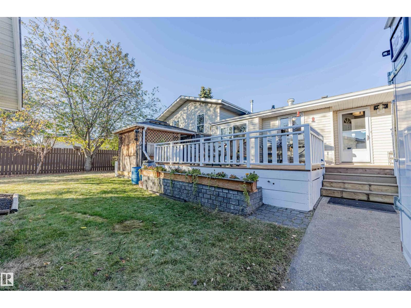 15 William Hustler Cr Nw Nw, Edmonton, Alberta  T5A 4C1 - Photo 46 - E4462625