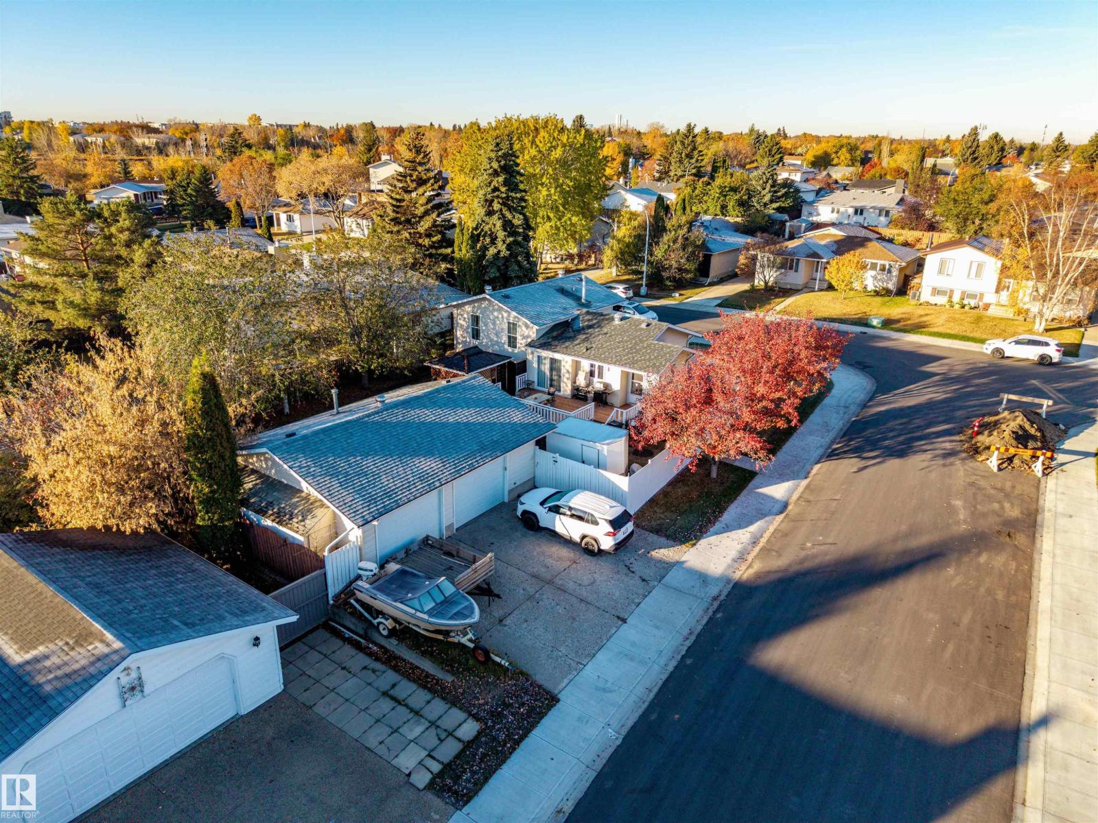 15 William Hustler Cr Nw Nw, Edmonton, Alberta  T5A 4C1 - Photo 49 - E4462625
