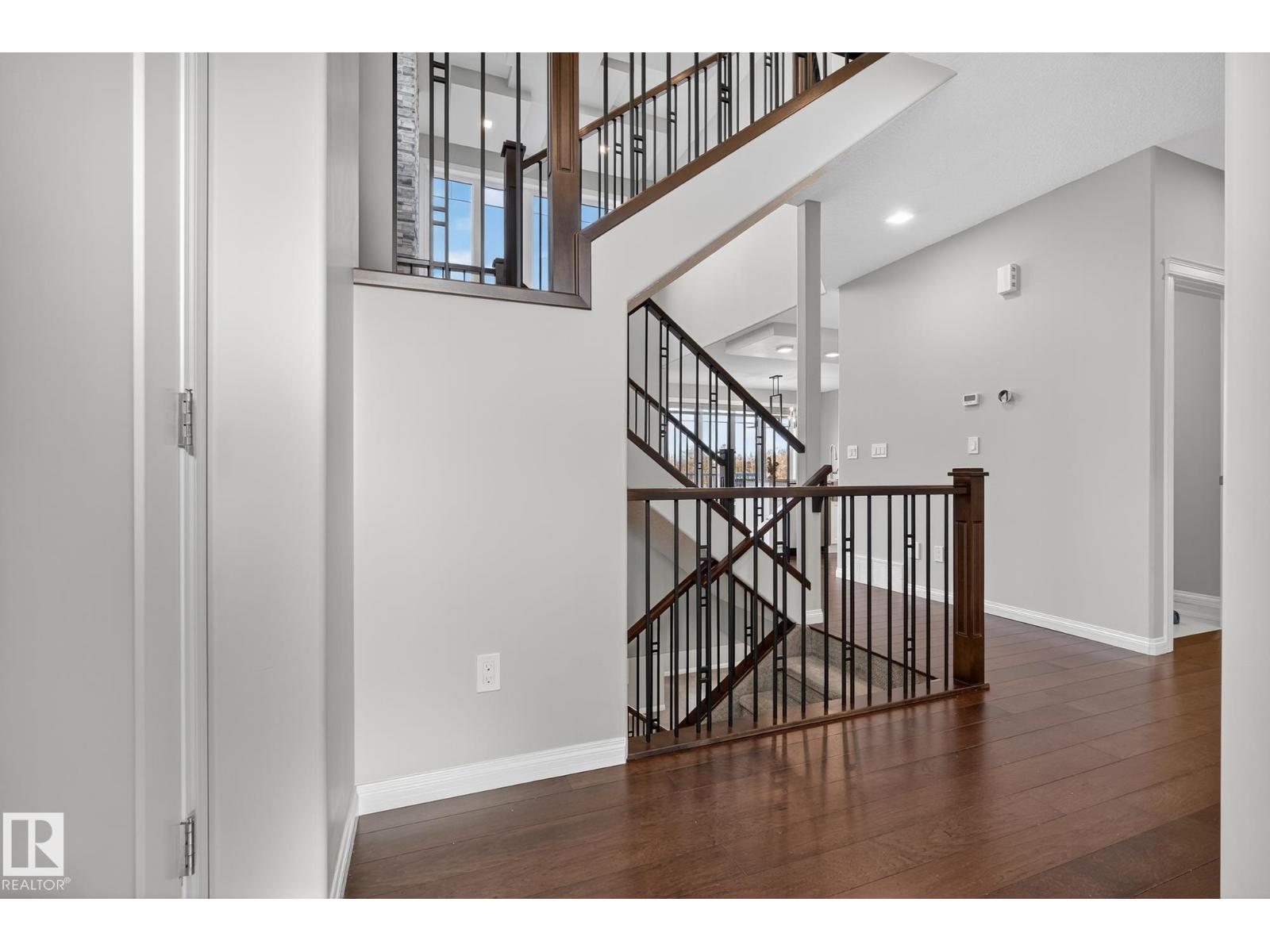 3419 Chickadee Dr Nw, Edmonton, Alberta  T5A 0L1 - Photo 8 - E4462627