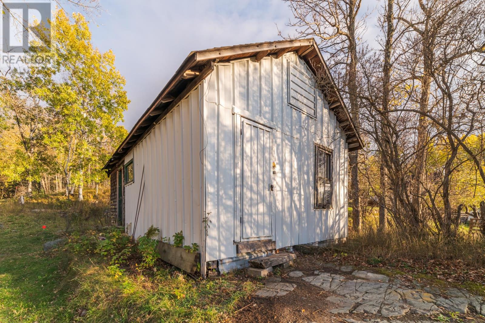 875 & 869 Fourth Avenue South, Kenora, Ontario  P9N 1Z9 - Photo 27 - TB253249