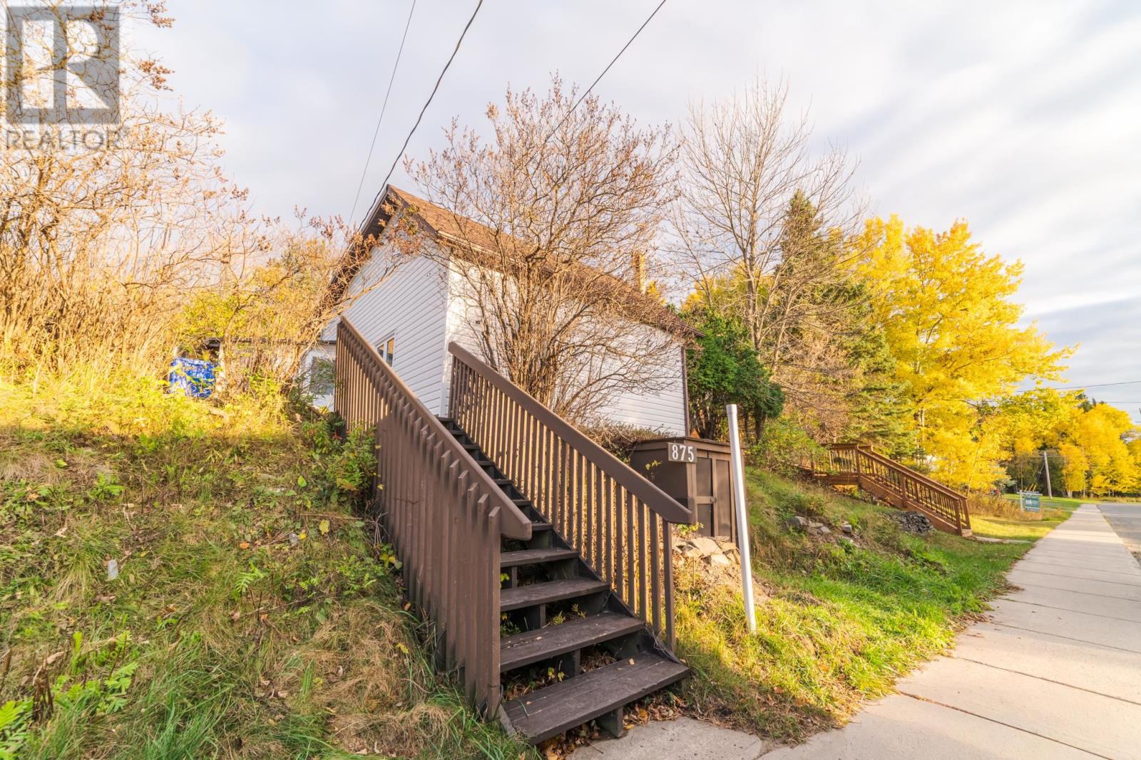 875 & 869 Fourth Avenue South, Kenora, Ontario  P9N 1Z9 - Photo 4 - TB253249
