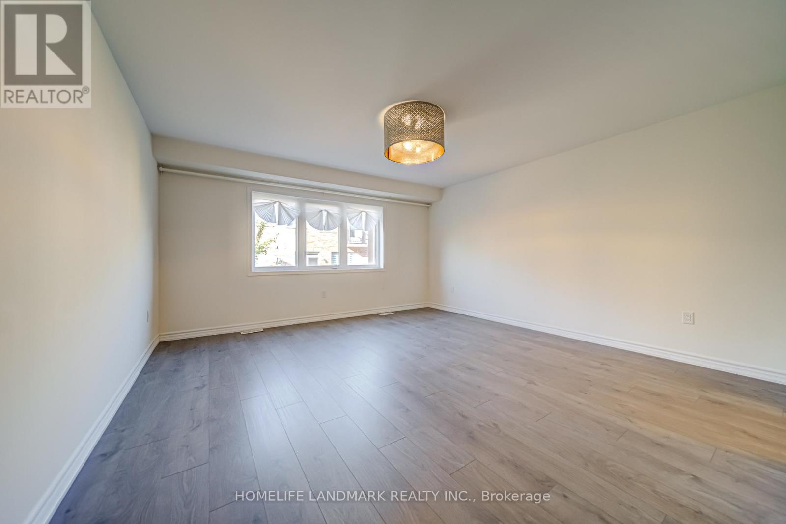294 Valermo Drive, Toronto, Ontario  M8W 0B6 - Photo 26 - W12469568