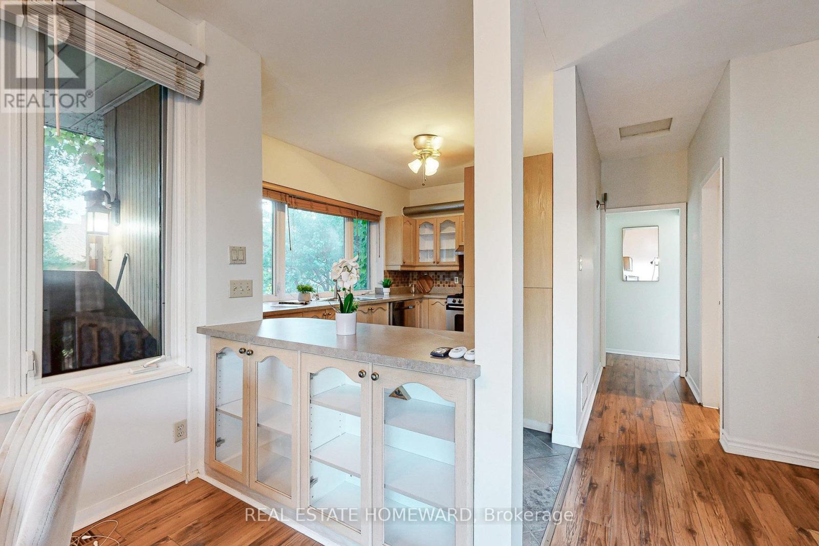 1150 Kipling Avenue, Toronto, Ontario  M9B 3M6 - Photo 16 - W12469576